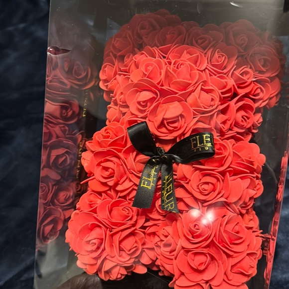 Fleurs rose 🌹 teddy bear - Picture 1 of 3